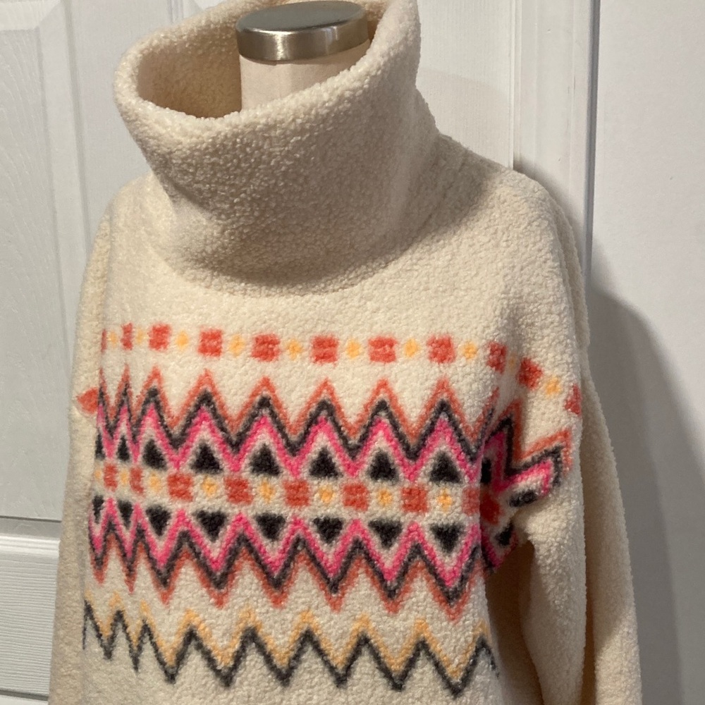 LOFT Cream Sweater with Pink and Black Pattern - Picture 2 of 11